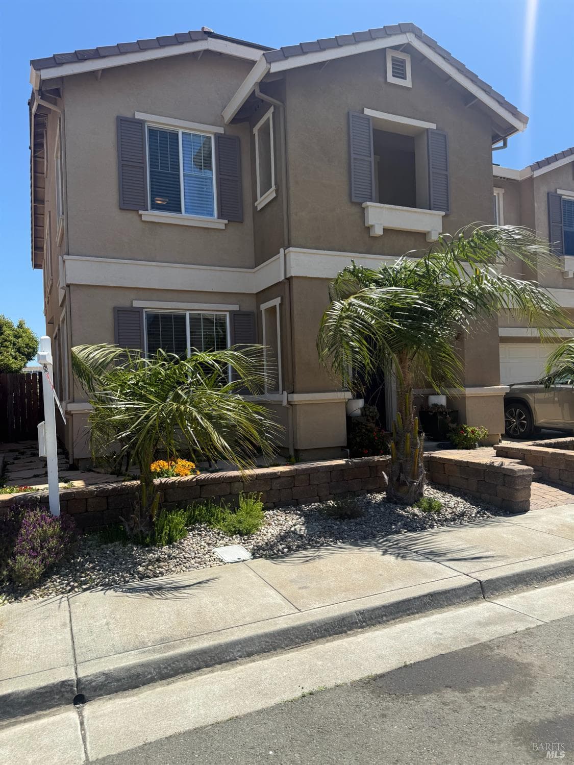 2126 Yellow Rose Circle — photo 1