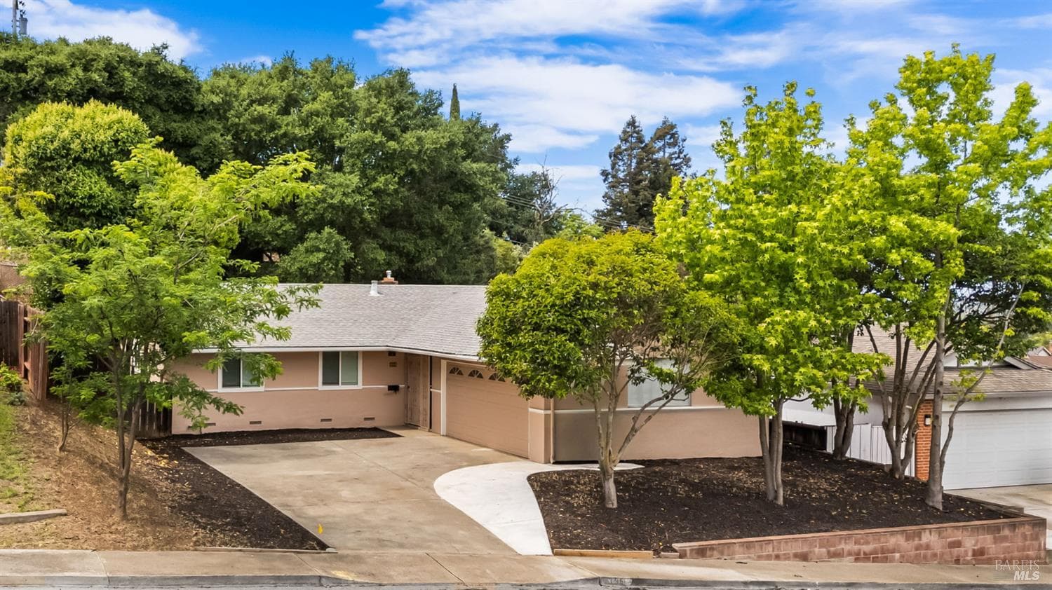 359 Rollingwood Drive — photo 1